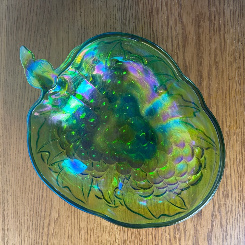 Iridescent Green Glass Grape Leaf Shaped‎ Serving Dish Bowl